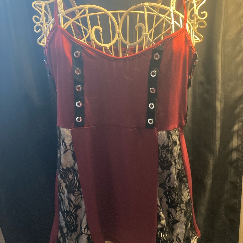 Elegant Red Lace Tank Top